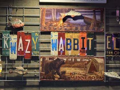 Kwazy Wabbit sign